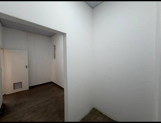 345M² WAREHOUSE TO LET IN HALFWAY HOUSE